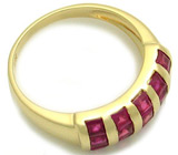 Кольцо с рубинами Золото