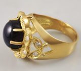 Кольцо cо звездчатым сапфиром и бриллиантами Золото