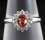 Изящное серебряное кольцо с оранжевым цирконом 0,51 карат Серебро 925