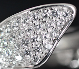 Чудесное серебряное кольцо-цветок на два пальца с топазом Серебро 925