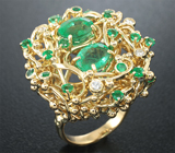 Авторское золотое кольцо с изумрудами и бриллиантами Золото