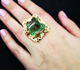 Золотое кольцо с уникальным зеленым аметистом авторской огранки 37,85 карат и 20 бриллиантами Золото
