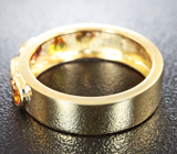 Золотое кольцо с разноцветными сапфирами в форме сердца Золото