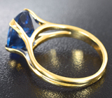 Золотое кольцо с флюоритом со сменой цвета Золото