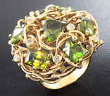 Золотое кольцо с зелеными сфенами 8,58 карат и бриллиантами Золото