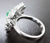 Чудесное серебряное кольцо с изумрудом и цаворитами Серебро 925