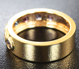 Золотое кольцо с разноцветными шпинелями Золото