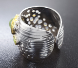 Серебряное кольцо с пренитом и перидотами Серебро 925