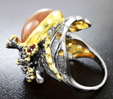 Серебряное кольцо с лунным камнем с эффектом «кошачьего глаза» и родолитами Серебро 925