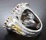 Серебряное кольцо c рубинами и цаворитами