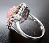 Серебряное кольцо с розовым перуанским опалом, разноцветными сапфирами и родолитами Серебро 925