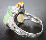 Серебряное кольцо с кристаллическими эфиопскими опалами и цаворитами Серебро 925