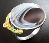 Серебряное кольцо с c агатом, сапфиром и цаворитами