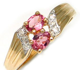 Кольцо с розовыми сапфирами Золото