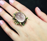 Серебряное кольцо с розовым кварцем и диопсидами Серебро 925