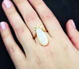 Золотое кольцо с ограненным лунным камнем 8,55 карата и лейкосапфирами! Красивый «перламутровый» отлив Золото
