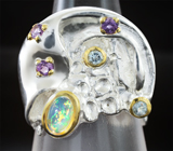 Серебряное кольцо с кристаллическим эфиопским опалом, аметистами и голубыми топазами Серебро 925