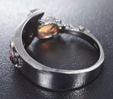 Серебряное кольцо с кристаллическим эфиопским опалом, родолитами и спессартином Серебро 925