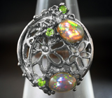 Серебряное кольцо с кристаллическими черными опалами и диопсидами