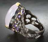 Серебряное кольцо с розовым кварцем 18+ карат и аметистами