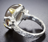 Серебряное кольцо с лунным камнем и родолитами Серебро 925