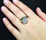 Серебряное кольцо с халцедоном и перидотом