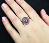 Великолепное серебряное кольцо с черным опалом, розовыми и синими сапфирами бриллиантовой огранки