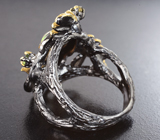 Серебряное кольцо с кристаллическим эфиопским опалом, зелеными турмалинами и черной шпинелью Серебро 925