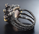 Серебряное кольцо с розовым кварцем 14+ карат и родолитами