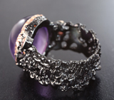 Серебряное кольцо со сливовым аметистом и турмалинами Серебро 925