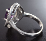 Эффектное серебряное кольцо с аметистом