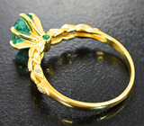 Золотое кольцо с чистейшим «неоновым» уральским изумрудом 1,12 карата и бриллиантами Золото