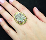 Серебряное кольцо с рутиловым пренитом 11,75 карата, перидотами и голубыми топазами Серебро 925