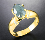 Золотое кольцо с крупным уральским александритом редкого оттенка 3,35 карата и бриллиантами Золото