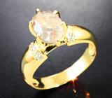 Золотое кольцо с крупным уральским александритом редкого оттенка 3,35 карата и бриллиантами Золото