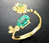 Золотое кольцо с яркими «неоновыми» уральскими изумрудами 1,03 карата и бриллиантами Золото