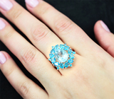 Роскошное серебряное кольцо с голубым топазом и «неоновыми» апатитами Серебро 925