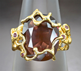 Золотое кольцо с насыщенным рубеллитом высокой чистоты 5,81 карата и розовыми сапфирами Золото