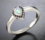 Замечательное серебряное кольцо с кристаллическим эфиопским опалом и черными шпинелями Серебро 925