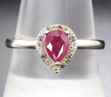 Прелестное серебряное кольцо с рубином и разноцветными сапфирами Серебро 925