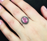 Серебряное кольцо с рубином 3,11 карата и черными шпинелями