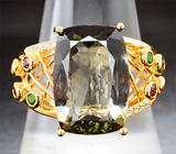 Золотое кольцо с крупным полихромным турмалином 8,07 карата, цаворитами, сапфирами и бриллиантами Золото