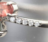 Симпатичное серебряное кольцо с разноцветными турмалинами