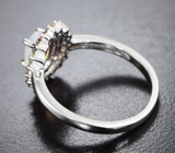 Великолепное серебряное кольцо с ограненным эфиопским опалом и сапфирами