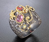 Серебряное кольцо с родолитами, сапфиром и перидотом Серебро 925