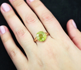 Золотое кольцо с яблочно-зеленым турмалином с редкими включениями как у уральского демантоида 5,84 карата Золото