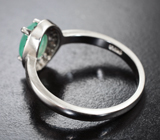 Великолепное серебряное кольцо с изумрудом и разноцветными сапфирами