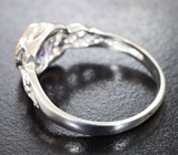 Серебряное кольцо с ярким танзанитом Серебро 925