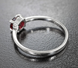 Изящное серебряное кольцо с альмандином гранатом Серебро 925