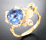 Золотое кольцо с флюоритом со сменой цвета 4,47 карата и сапфирами